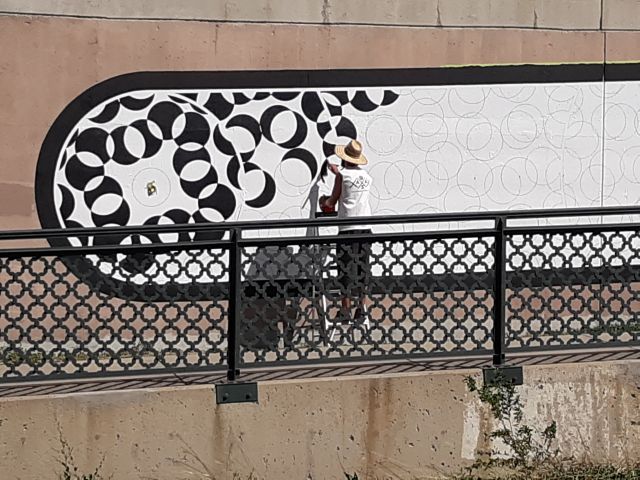 Untitled (black and white circles)