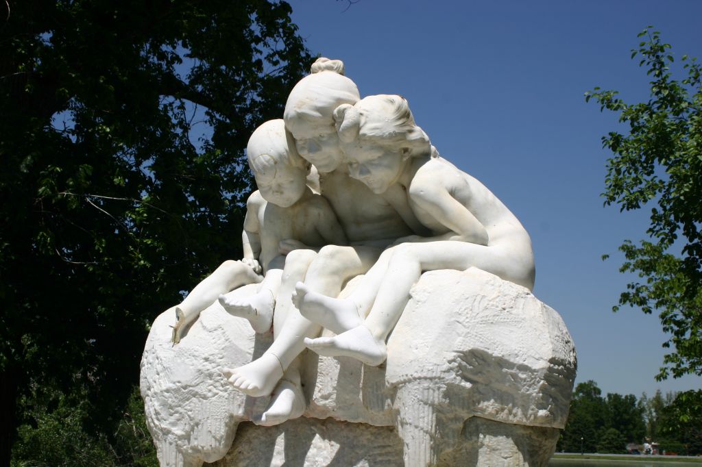 Go to the Children's Fountain page